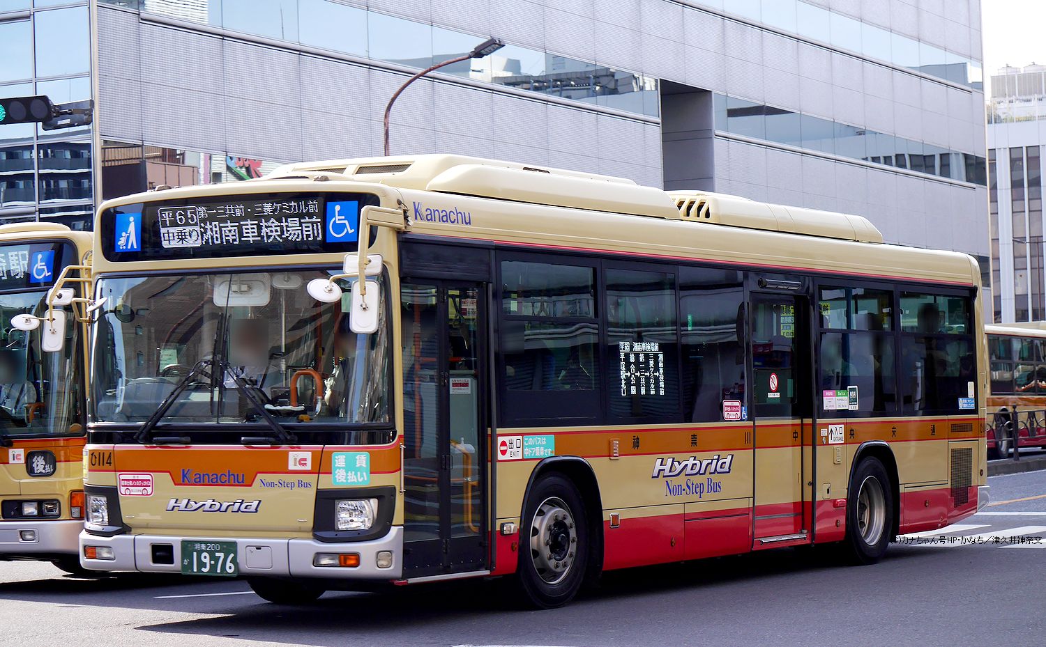 神奈中バス　バスコレクション　日野ブルーリボンハイブリッド 日野大型車2-神奈中バス(カナちゃん号HP)